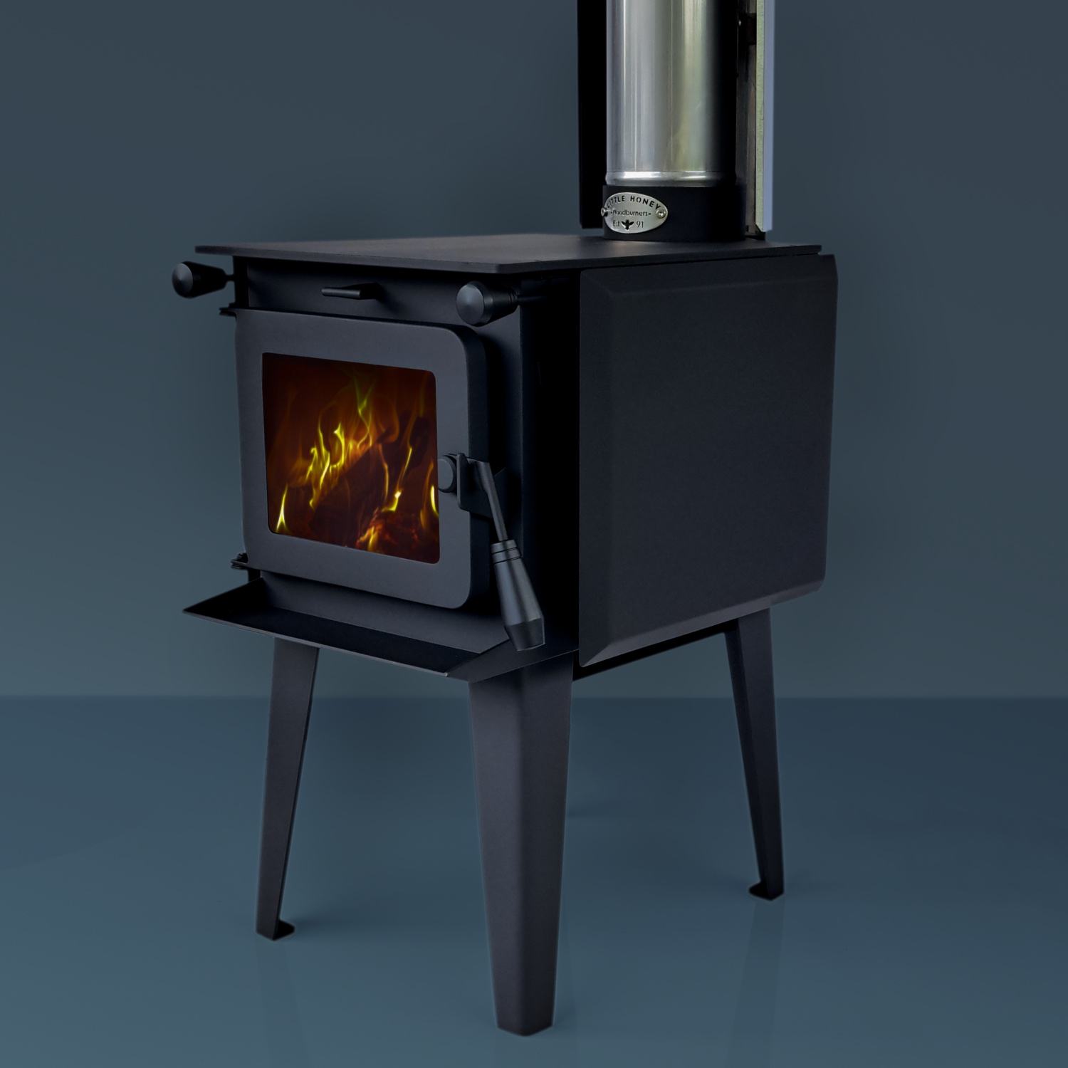 sq-little-honey-glow-woodburner
